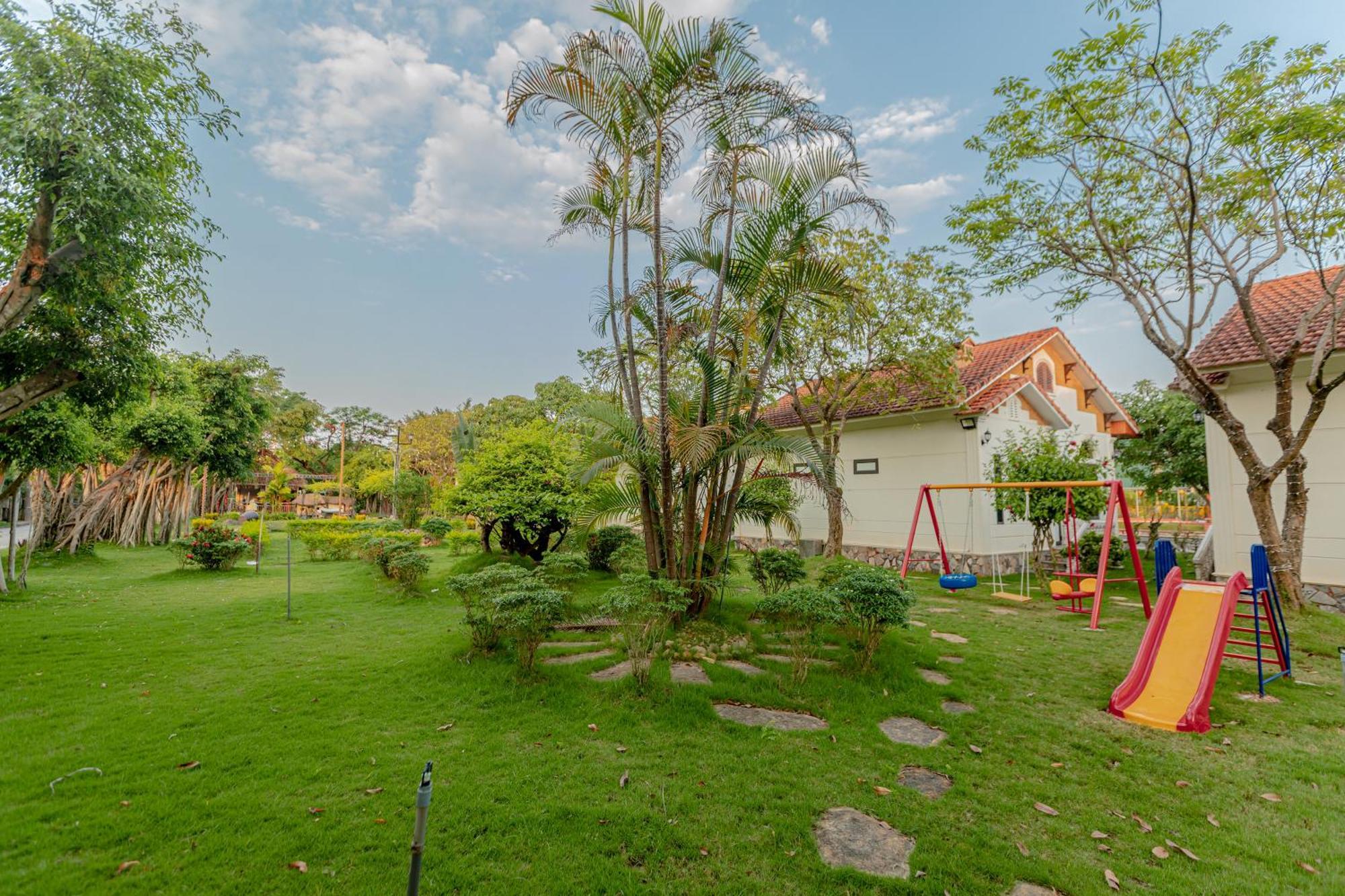 Hoa Lu Garden Resort นิญบิ่ญ ภายนอก รูปภาพ
