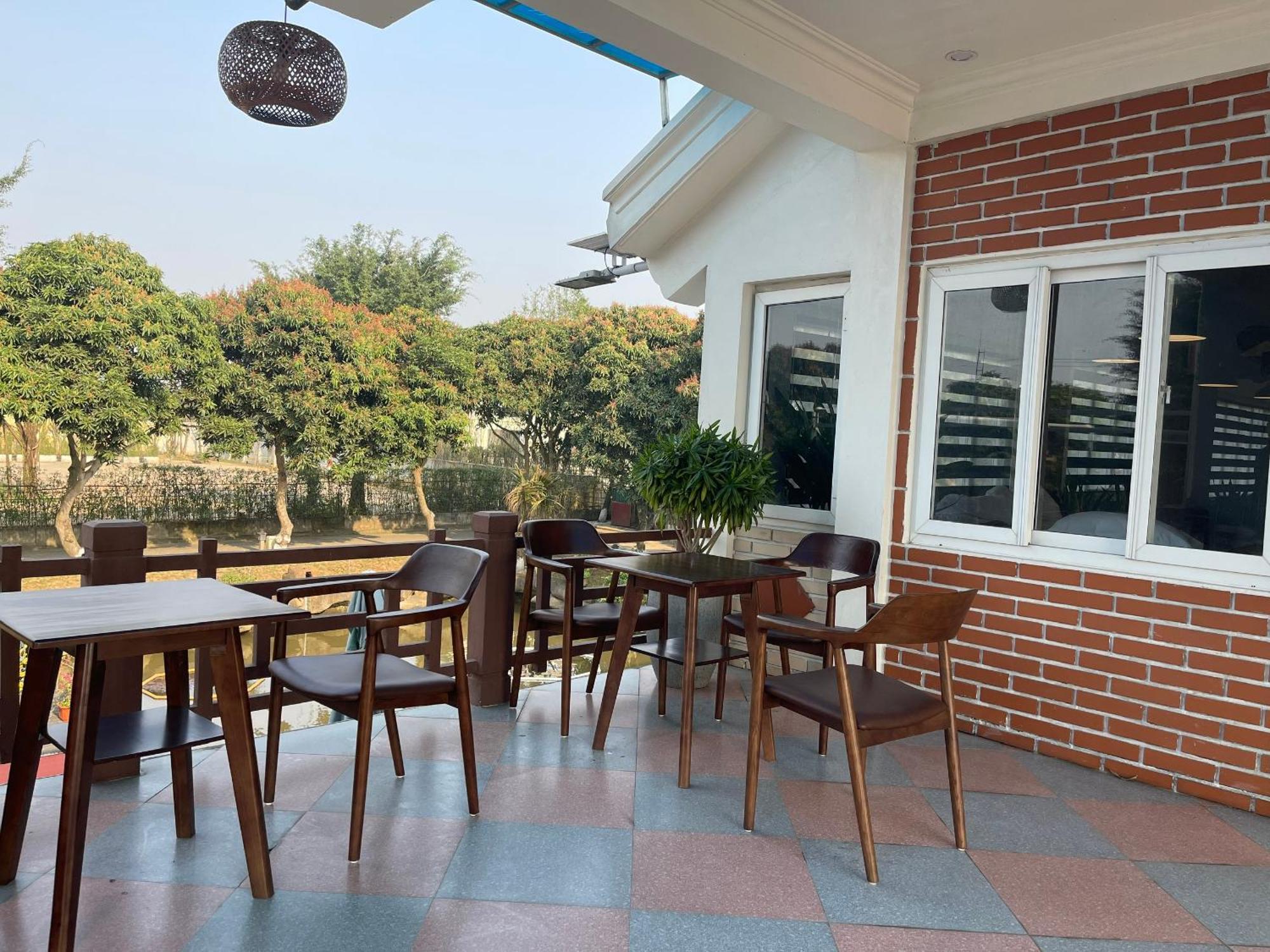 Hoa Lu Garden Resort นิญบิ่ญ ภายนอก รูปภาพ