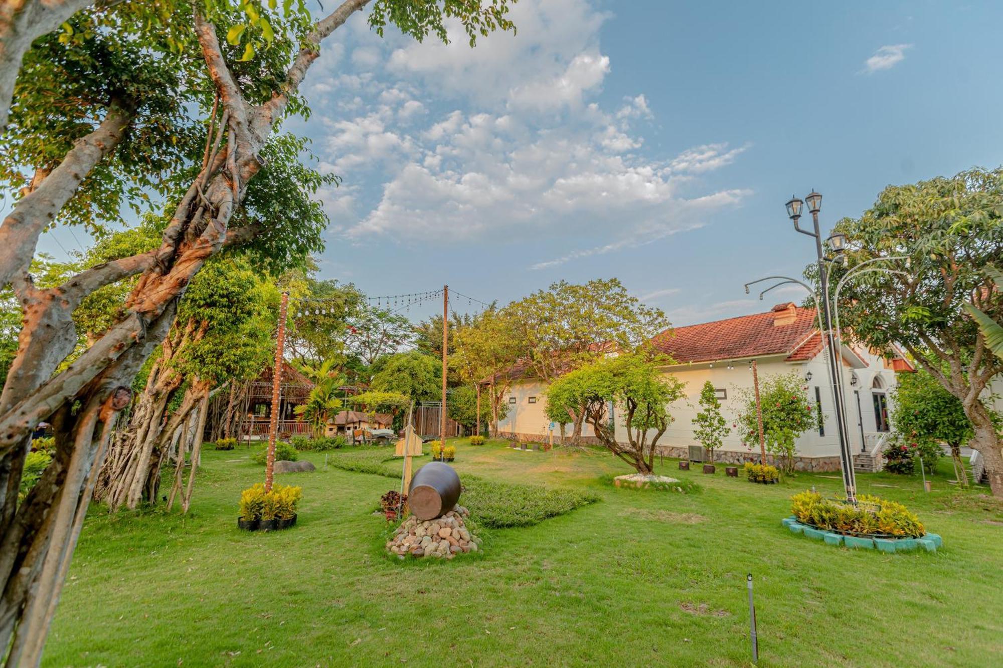 Hoa Lu Garden Resort นิญบิ่ญ ภายนอก รูปภาพ