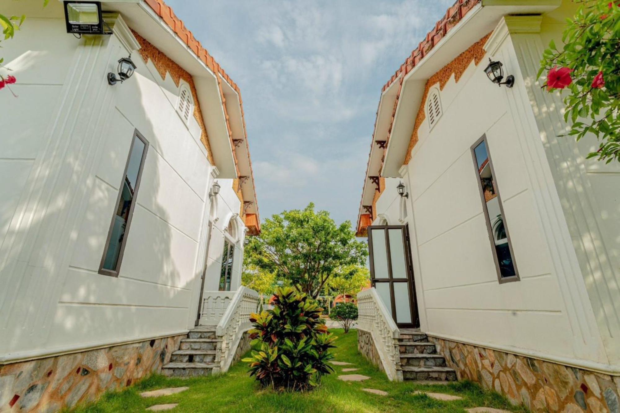 Hoa Lu Garden Resort นิญบิ่ญ ภายนอก รูปภาพ