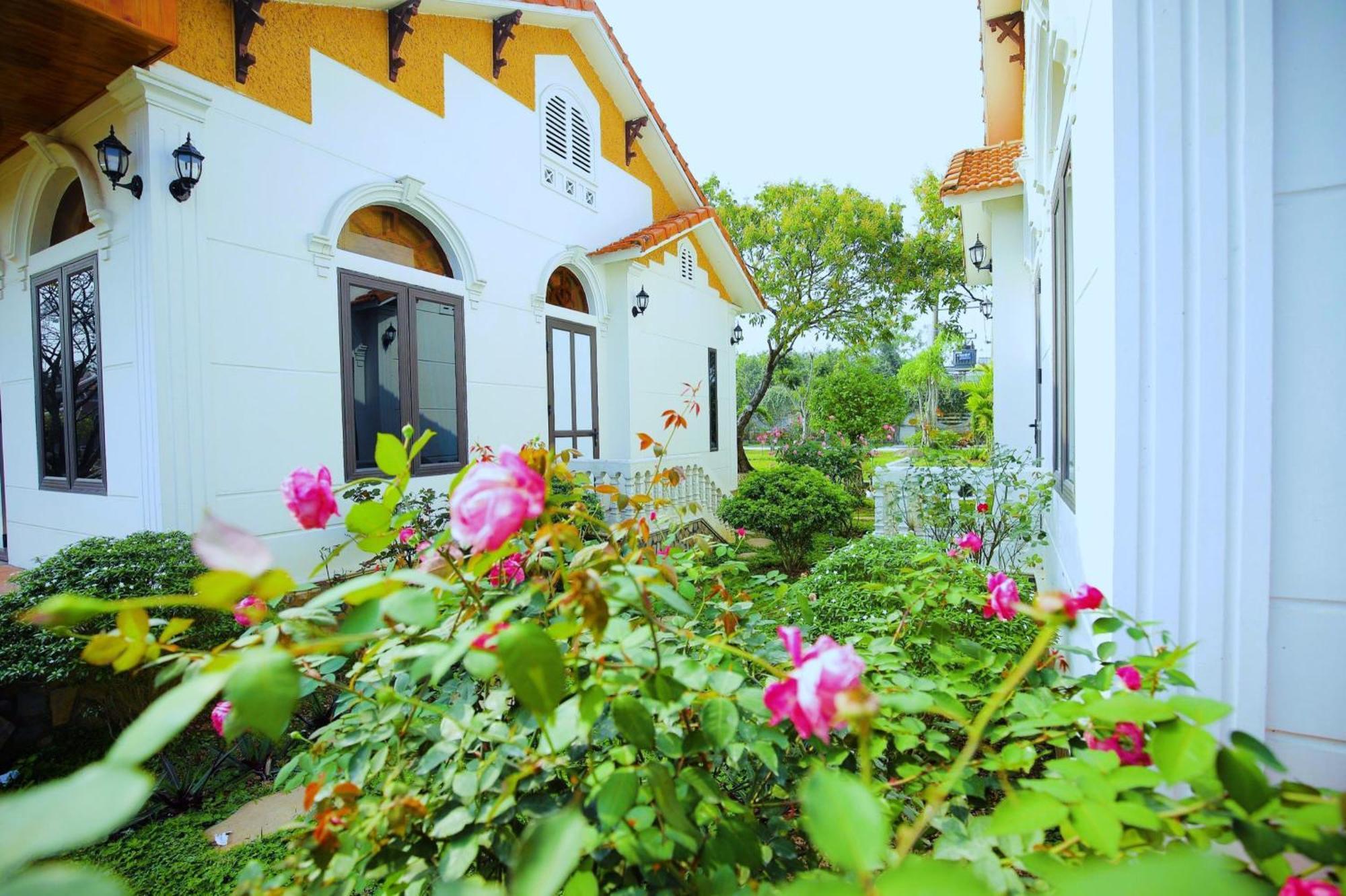 Hoa Lu Garden Resort นิญบิ่ญ ภายนอก รูปภาพ